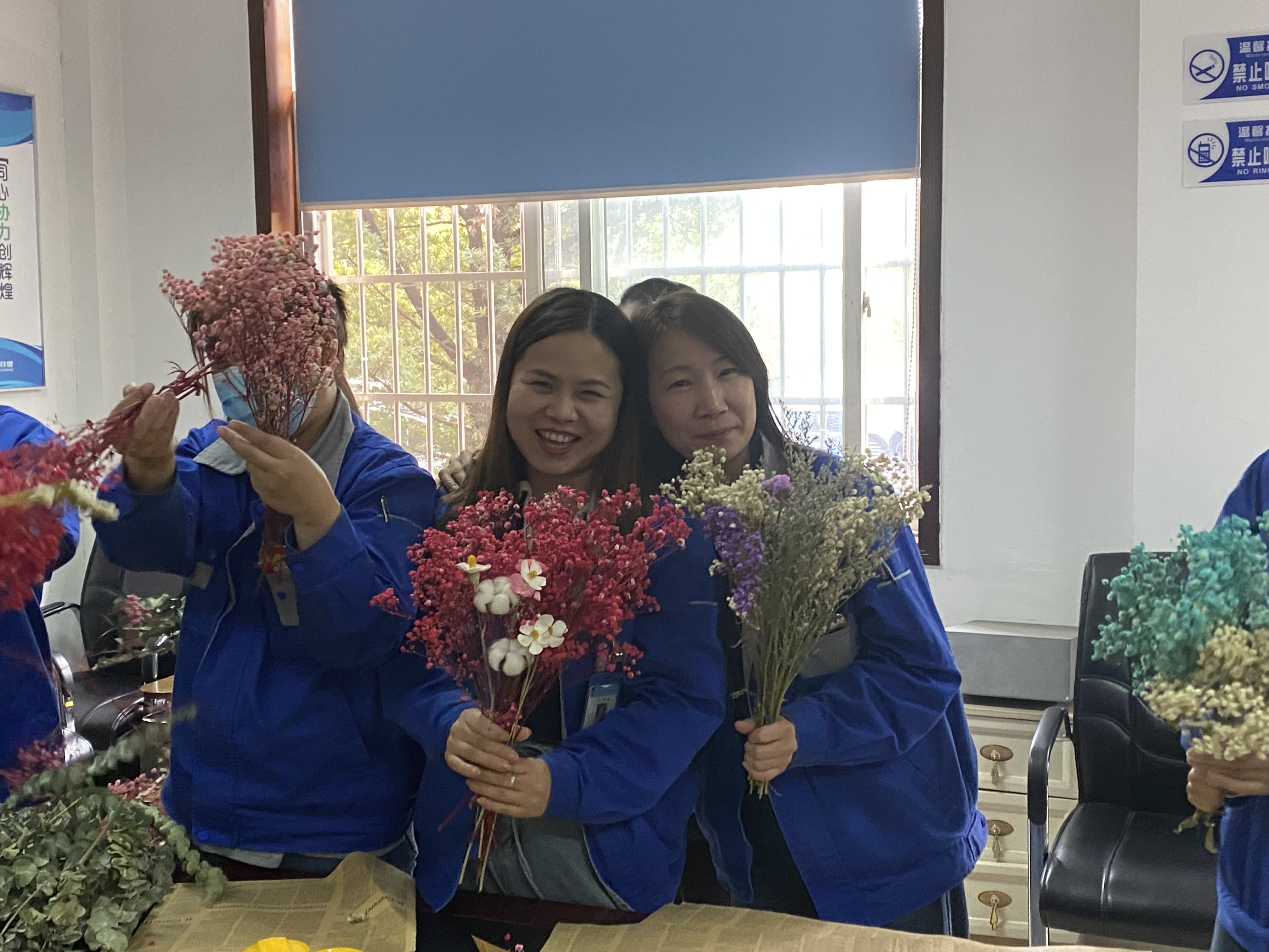 时搏体育（中国）官方网站,宏明日望,株洲电子科技,湖南电容器,株洲电容器,电容器