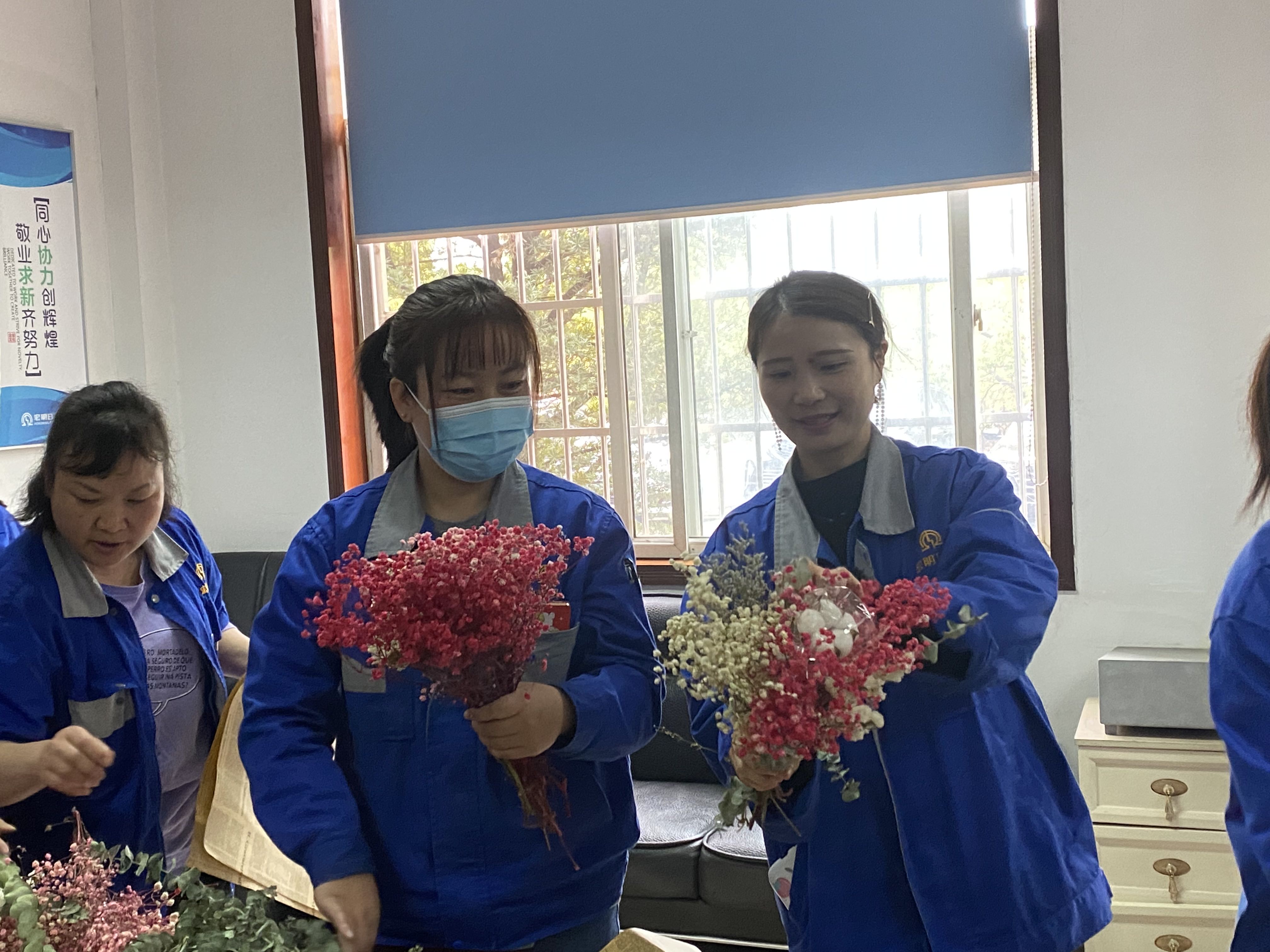 时搏体育（中国）官方网站,宏明日望,株洲电子科技,湖南电容器,株洲电容器,电容器